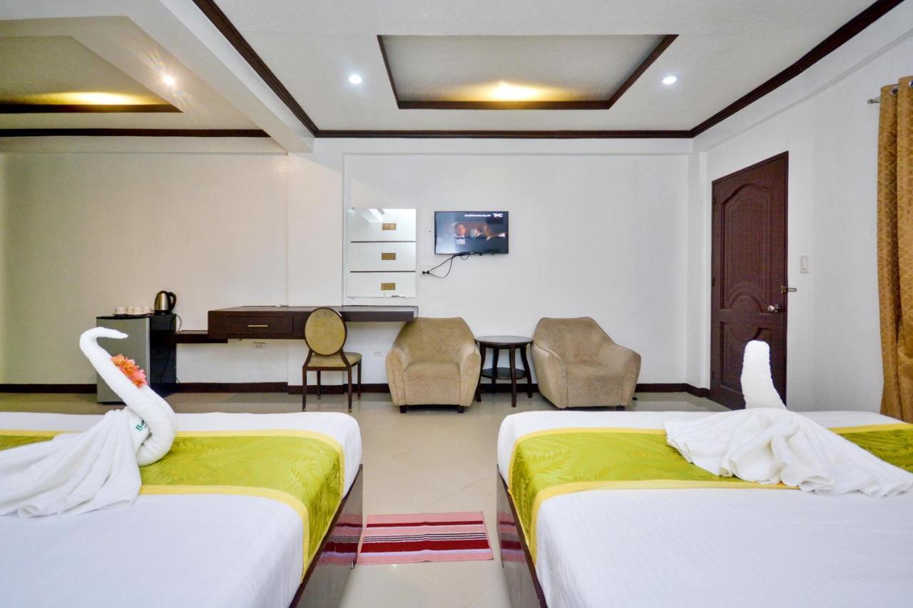 Bamboo Beach Resort & Restaurant Manoc-Manoc Dış mekan fotoğraf