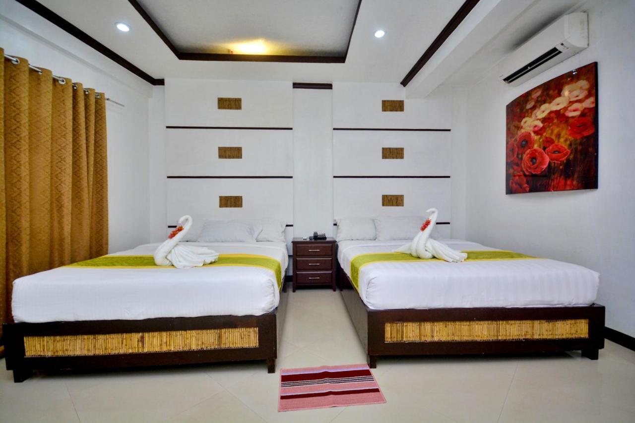 Bamboo Beach Resort & Restaurant Manoc-Manoc Dış mekan fotoğraf