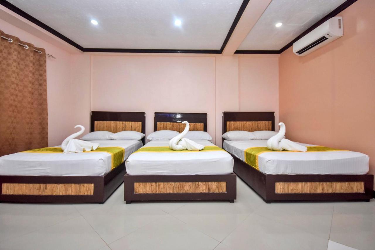 Bamboo Beach Resort & Restaurant Manoc-Manoc Dış mekan fotoğraf