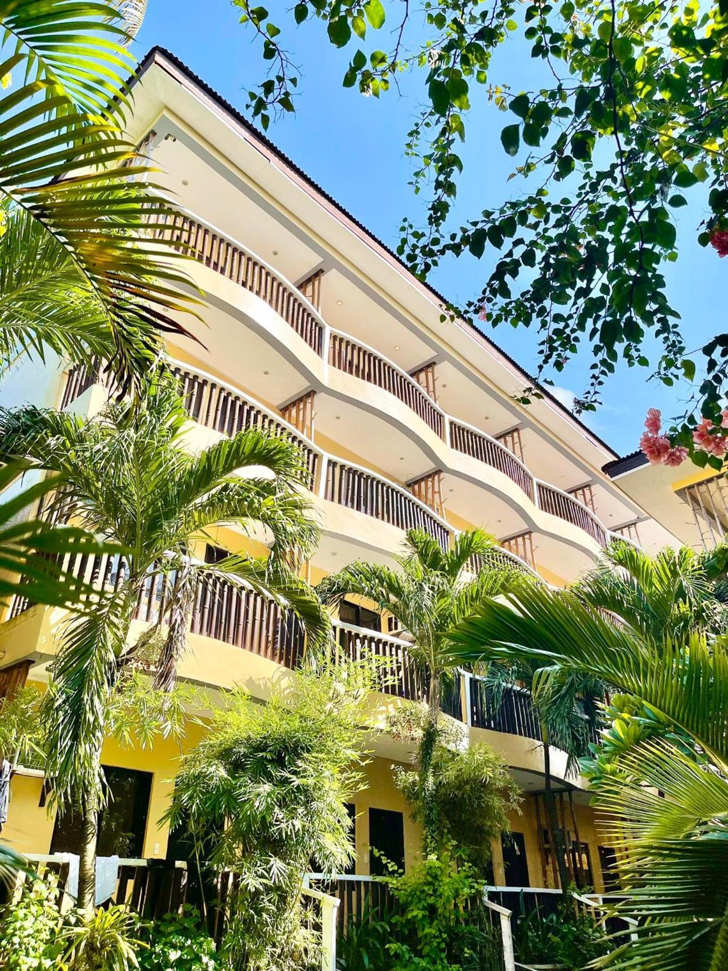 Bamboo Beach Resort & Restaurant Manoc-Manoc Dış mekan fotoğraf