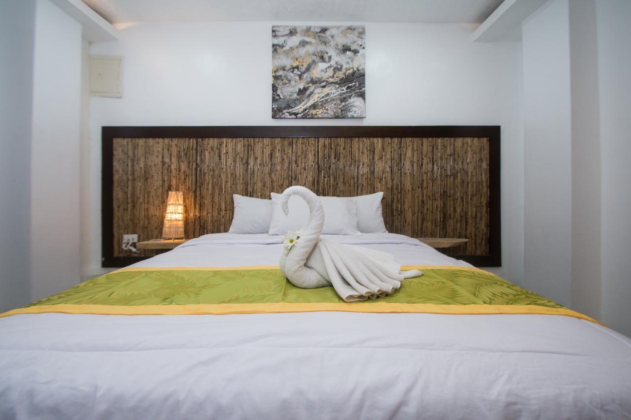 Bamboo Beach Resort & Restaurant Manoc-Manoc Dış mekan fotoğraf